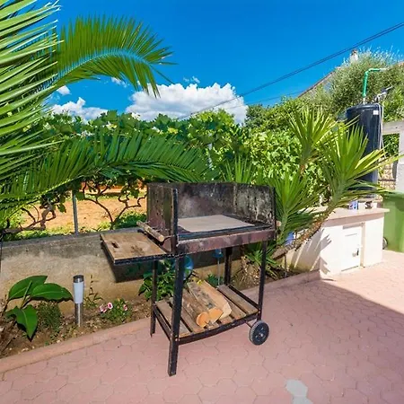 Trogrlic Privlaka (Zadar)