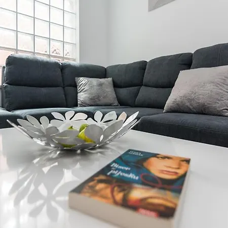 Trogrlic Apartment *