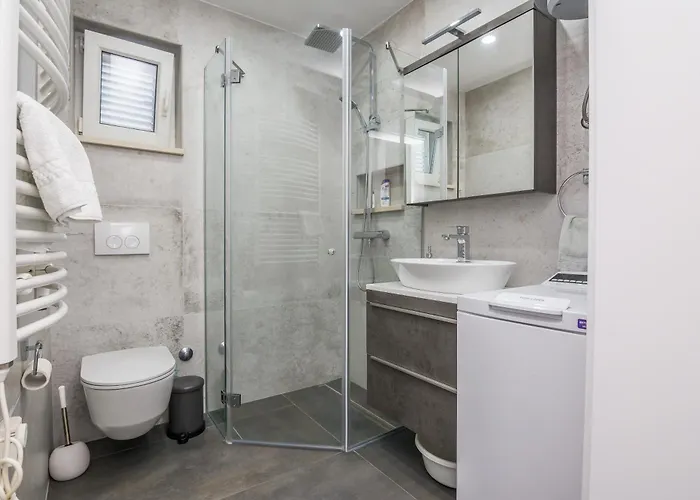 Trogrlic * Privlaka (Zadar)