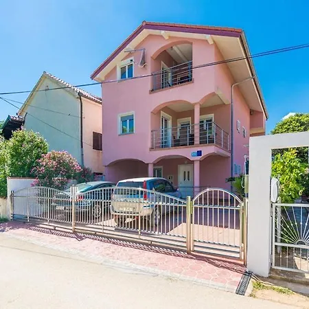 Trogrlic Apartman *