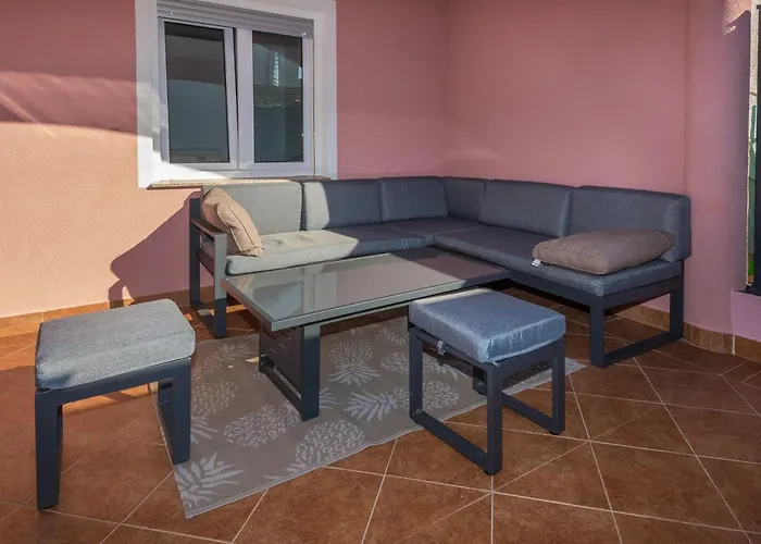 Trogrlic Apartment *